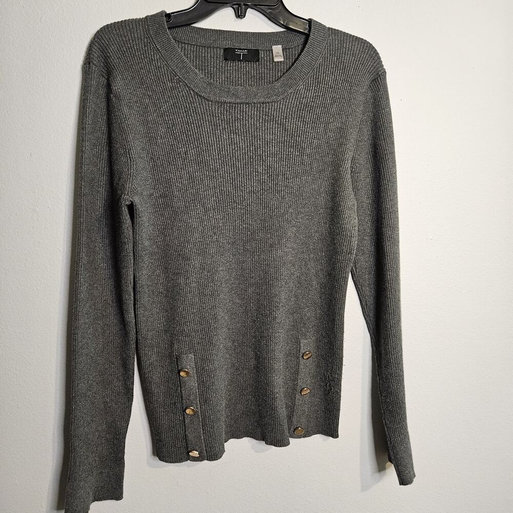 TAHARI Charcoal Gray Ribbed Pullover Sweater with Silver Button Accents Sz L